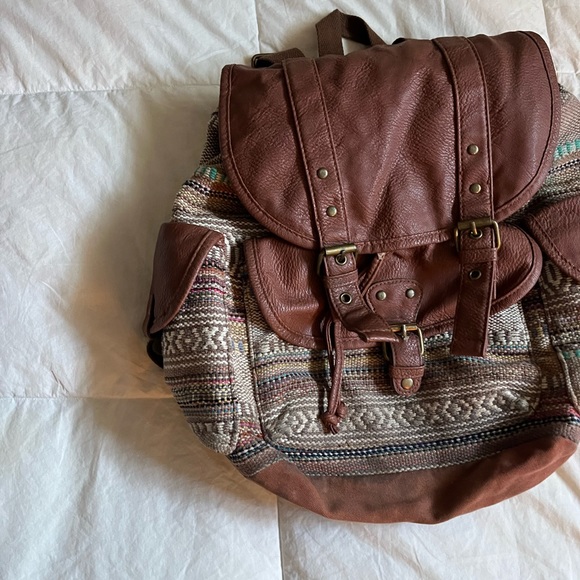 Backpack - Picture 2 of 3